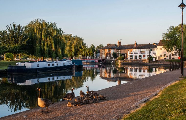 image of Ely Town Centre and River